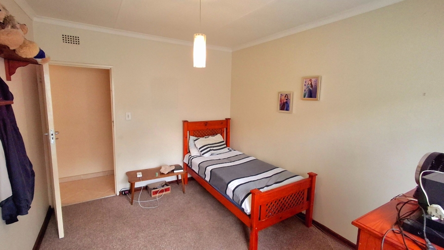 4 Bedroom Property for Sale in Vaalpark Free State
